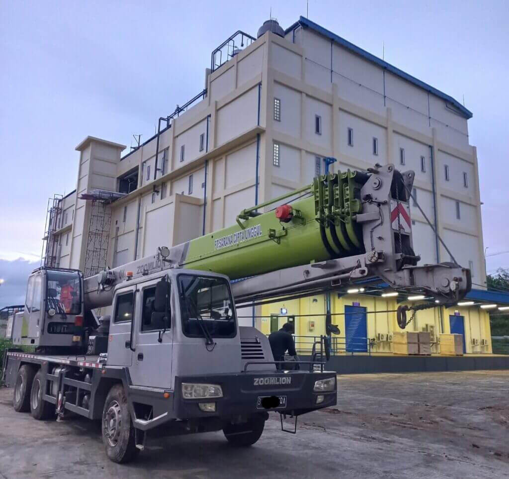 sewa crane cipayung